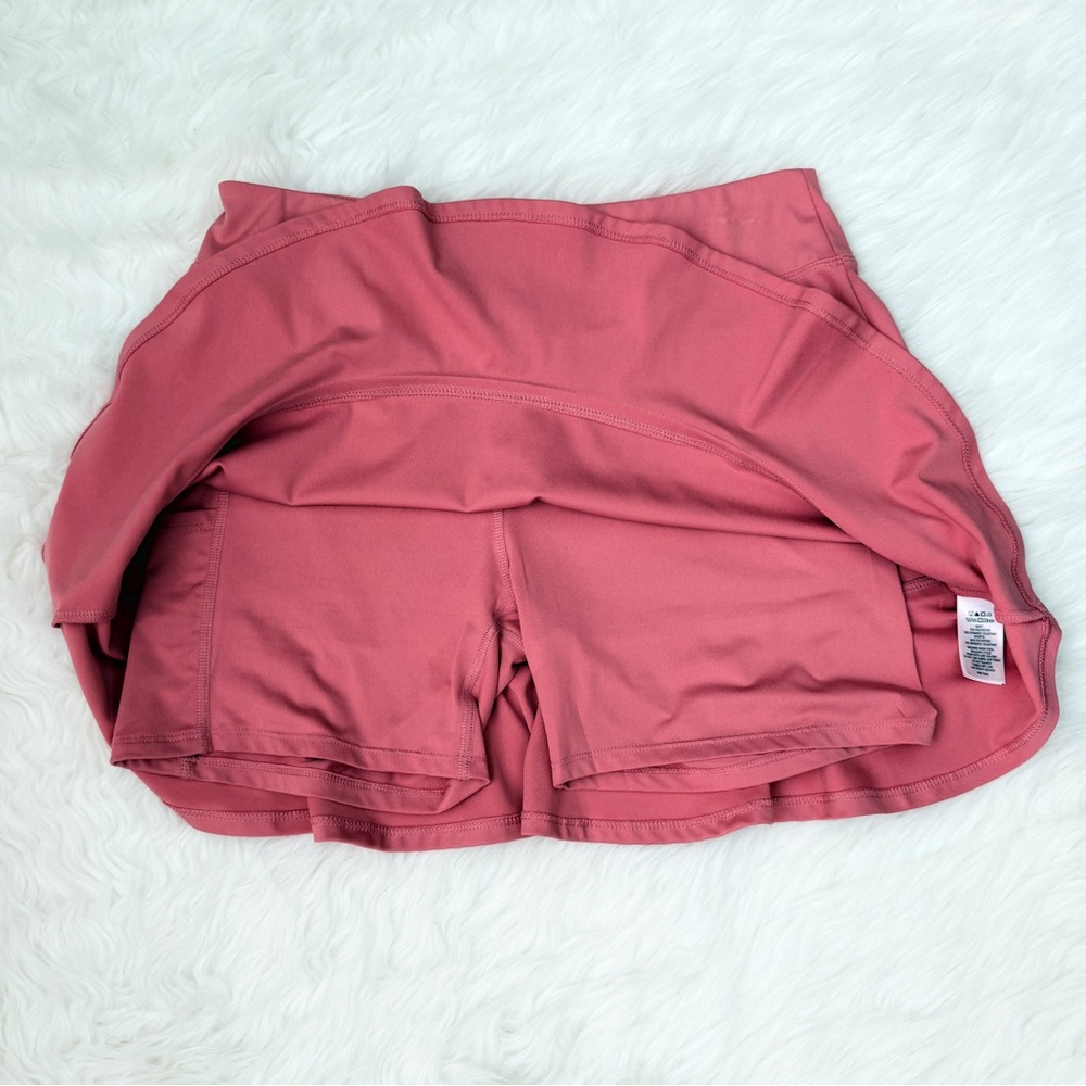 Tommy Bahama Ruffle Golf Skort - Picture 3 of 8